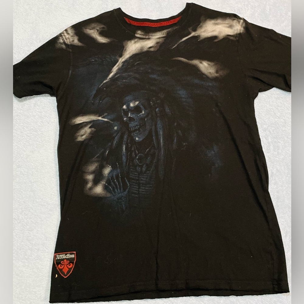 Affliction Size L